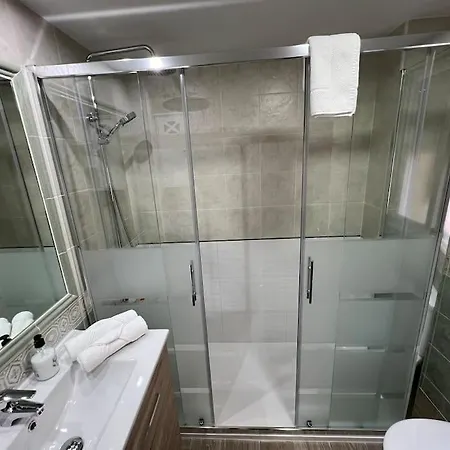 Piso En Zona Centro Con Parking Gratis * Linares (Jaen)